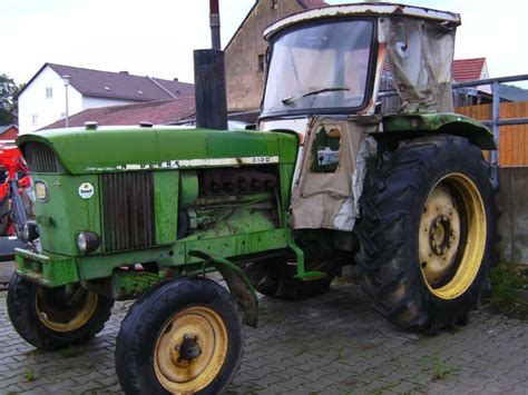 John Deere 3120 Traktor - technikboerse.com