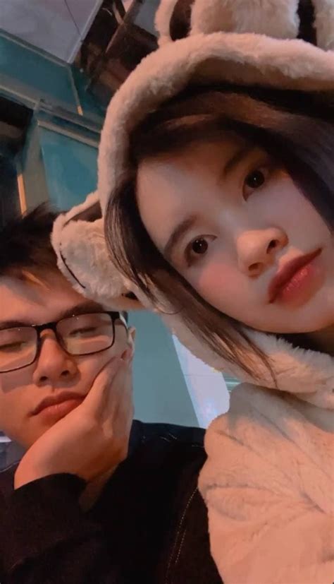 Lai Bâng và người yêu hot girl liên tục check in thả cẩu lương khiến các fan ghen tị