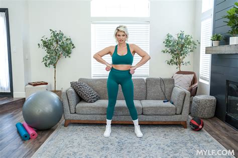 CHARLI PHOENIX Milfbody Charli Phoenix 003 Porn Pic