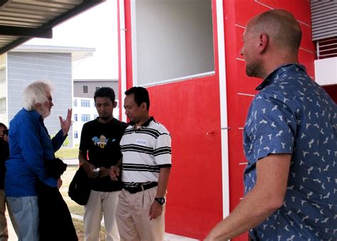 Integrating Malaysian film crews with international film productions