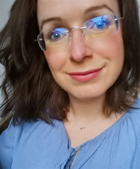 Nude Archive Glanz Staub