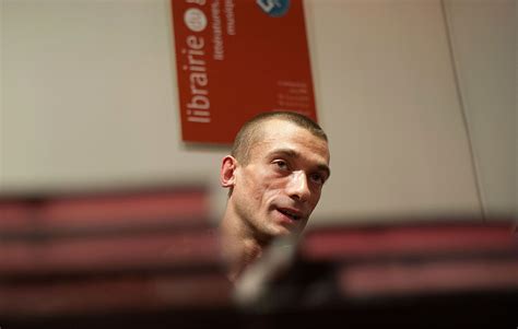 Russie Le membre de Pussy Riot hospitalisé a repris conscience