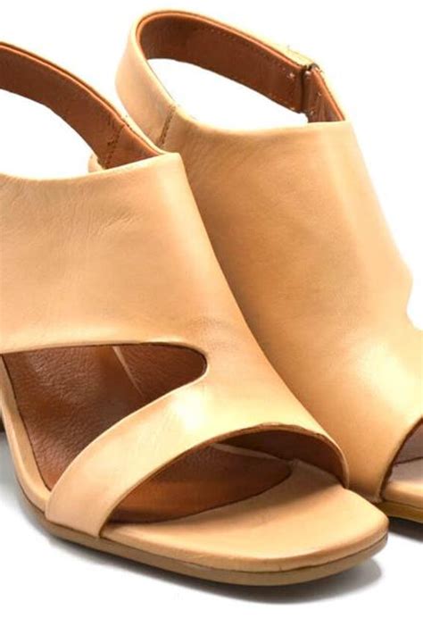 Nude Topuklu Deri Sandalet Ven S Elbisebul