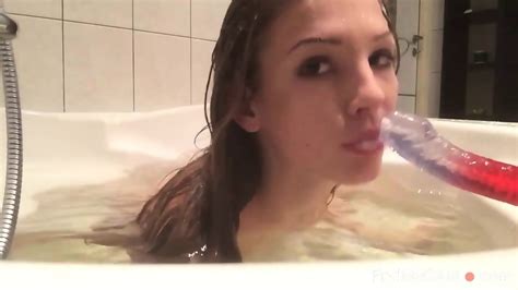 Dildo Fun In Bathtub