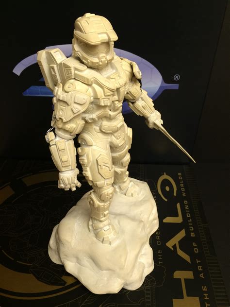 Halo 4 Master Chief Statue by xar8 on DeviantArt