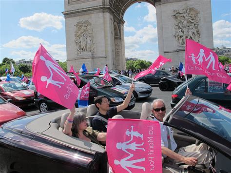 SOCIÉTÉ La family pride en réponse à la gay pride