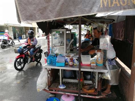 タイのバンコク在住15年から日本に帰国して生活の高低差で耳がキーンとなる日々 タイの屋台のおじさんはかっこいい自立した生き方だ。