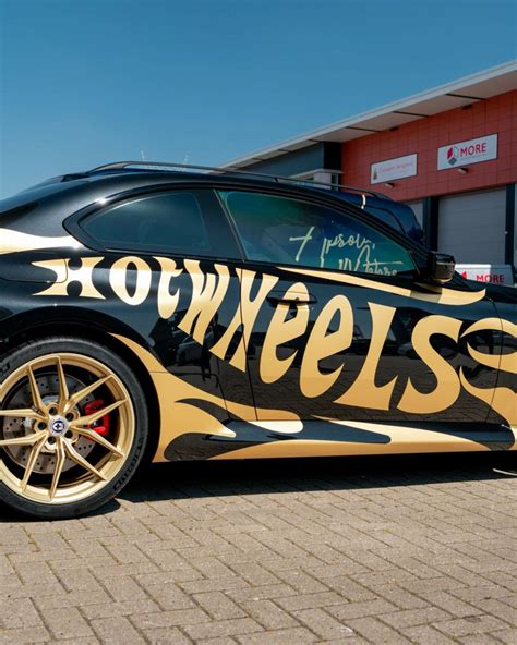 BMW M года выпуска в ливрее Hot Wheels игрушка для взрослых которые отказываются