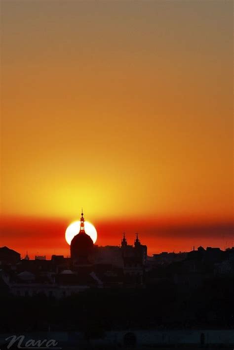 Sunset in Lisbon! | Amazing sunsets, Beautiful vacation spots, Sunset