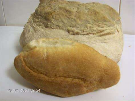 Portuguese Menu: Portuguese Bread