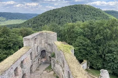 24 schöne Burgen in der Pfalz Karte und Überblick Pfälzerwald