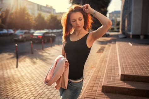 Wallpaper Women Model Brunette Outdoors Photography Jeans Tank