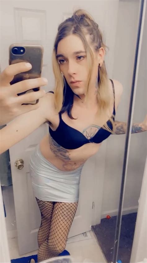 Miniskirt Babe Pics XHamster