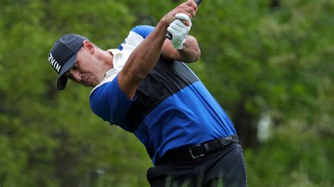 pga live scoring today 12