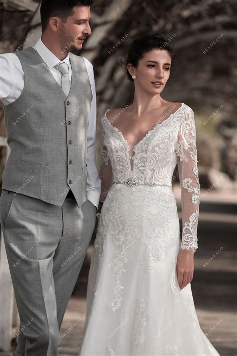 Slim fit wedding dress 60 photos - Astyledwedding.com