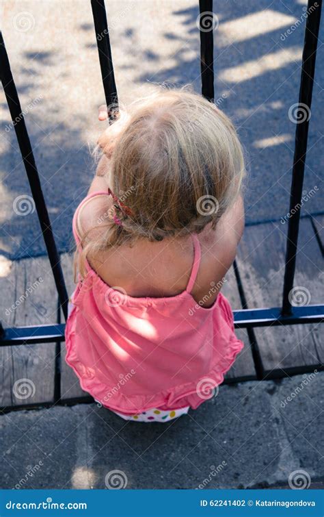 Vue Blonde De Dos De Fille Photo Stock Image Du Blonde