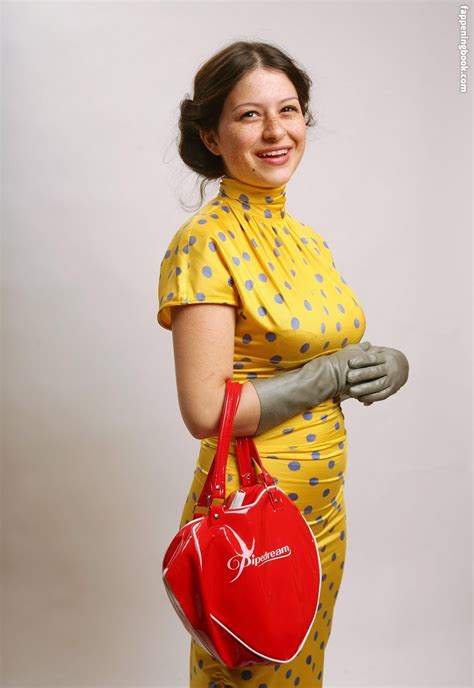 Alia Shawkat Mutantalia Nude OnlyFans Leaks Fappening FappeningBook