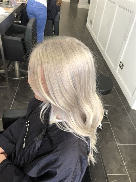 Pin By Elizabeth Richardson On HAIR Bright Blonde Hair Light Blonde Hair Platnium Blonde Hair