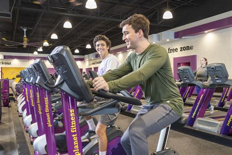 PLANET FITNESS INVITES HIGH SCHOOL TEENS TO WORK OUT FOR FREE ALL