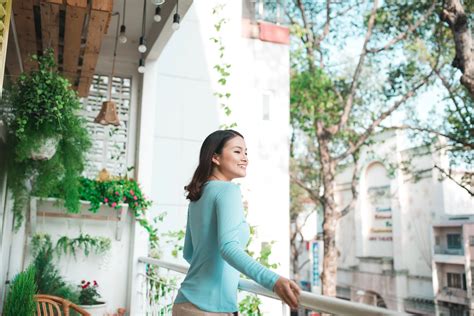 Practical Habits for a Stress-Free Day — Tsirona