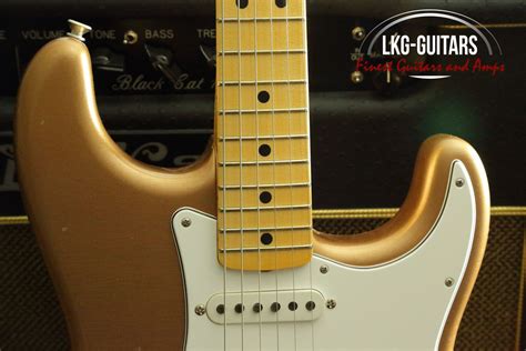 Fender Customshop Masterbuilt Greg Fessler 1969 Stratocaster® Firemist Gold Metallic