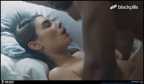 Naked Angie Simms In All Wrong