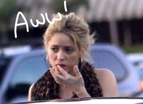 Shakira Has Problems With Teeth Shakira Photo 17006811 Fanpop