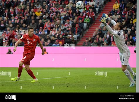 Robert Lewandowski Fc Bayern Muenchen Banque D Image Et Photos Alamy