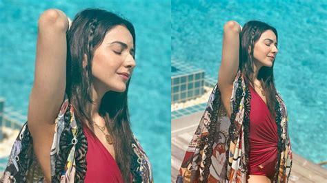 Hotness Alert Rakul Preet Singh Looks Fiery Hot In Red Monokini Look IWMBuzz