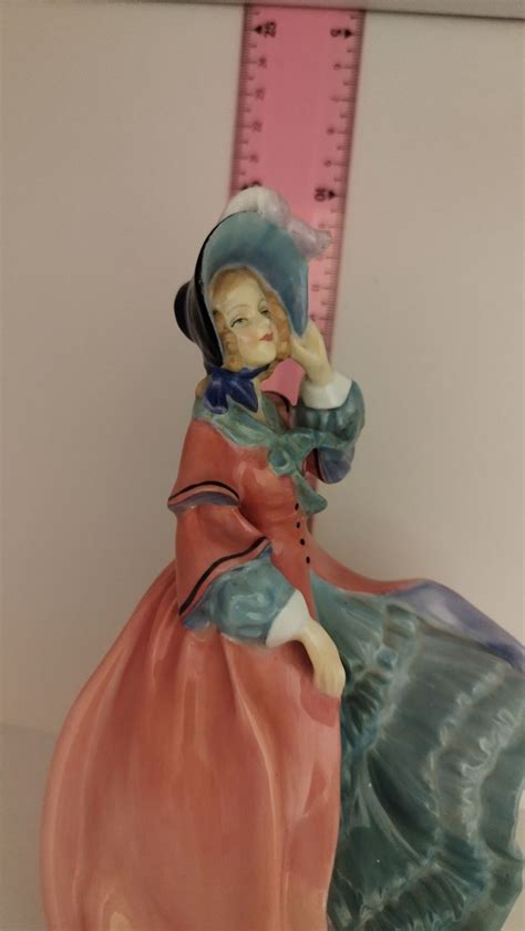 Figurka Z Royal Doulton Na Prezent Radom Olx Pl