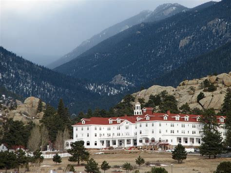 7 Creepy Haunted Hotels In The USA « WeirdlyOdd.com