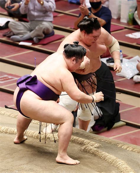 横綱照ノ富士破った明生の勝因「立ち合い良かった、それが一番」八角理事長 大相撲写真ニュース 日刊スポーツ