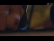 Agnese Claisse nude pics página 1