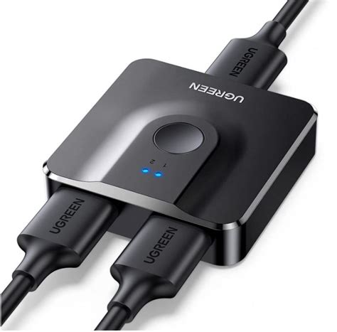 How do I switch between HDMI sources using the UGREEN CM217 2-Port Bi ...