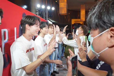 Pit Babe The Series Pit Babe Soft Fan Meeting Get Ready To Go