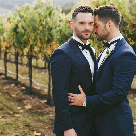 Beaux Mecs Couple Gay La Gay Life