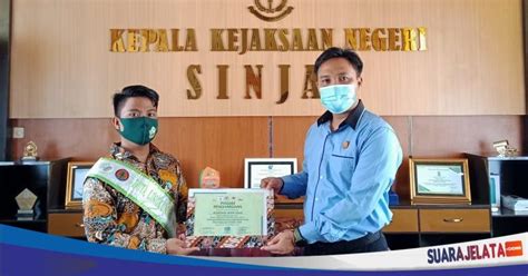 Dukung Duta Lingkungan Hidup Kejaksaan Negeri Sinjai Dapat Penghargaan