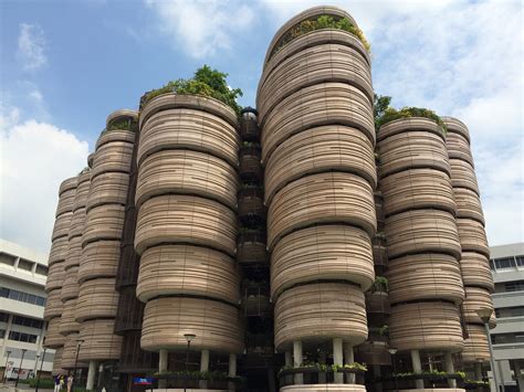 A 10 Step Insight Into The Life And Works Of Thomas Heatherwick