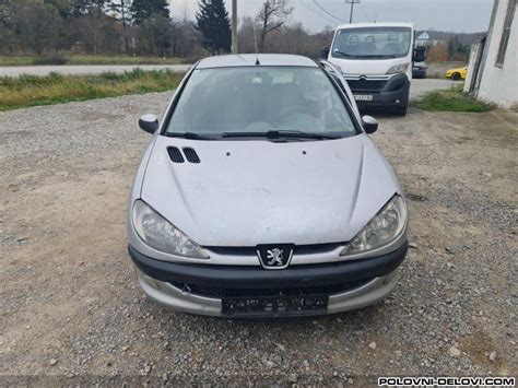 Delovi Peugeot 206 14hdi Kompletan Auto U Delovima