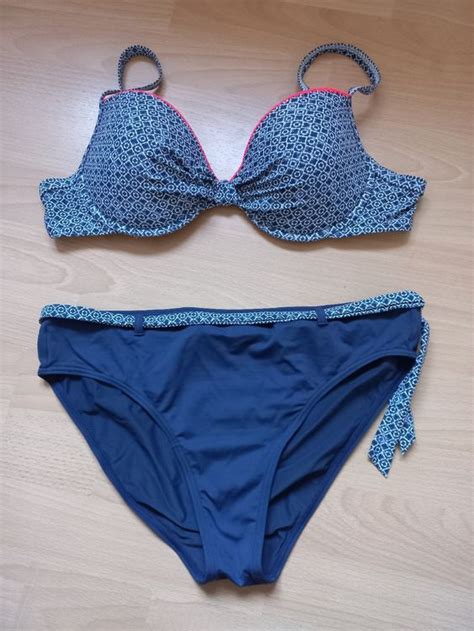 Bikini Gr 42 B Neu gemäss Beschreibung in Bauma für CHF 10 mit