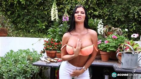 Free Jasmine Jae Is A Large Titted Brunette Hair Who Loves To Masturbate With A Glass Sex Toy