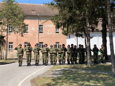 FOTO U zrenjaninskoj kasarni obeležen Dan Vojske Srbije