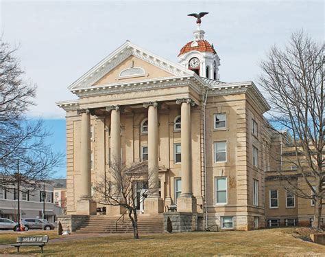 Visit Roanoke County and the Roanoke County Historic Courthouse