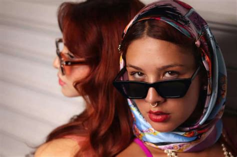 These 12 accessories instantly elevate your holiday work party outfit