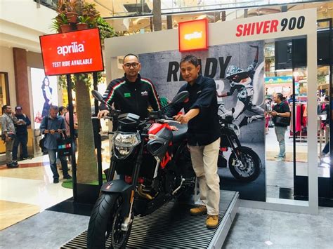 Foto Aprilia Rilis Motor Sport Naked Shiver Tagar