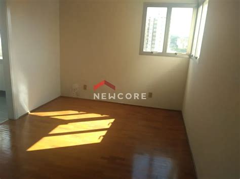 Apartamento na Rua José Paulino 100 Vila Itapura em Campinas por R