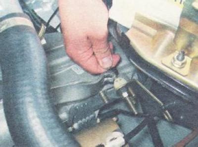 Как смазать тросик сцепления ваз 2110