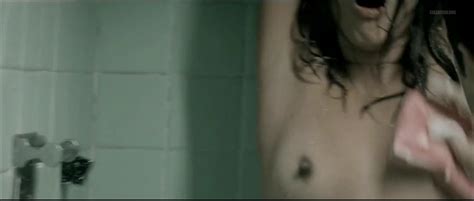 Naked Paulina Ahmed In Luna De Miel