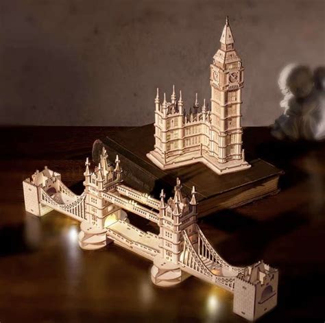 4 Iconic Architecture 3D Wooden Puzzles for Travelers to Build & Play