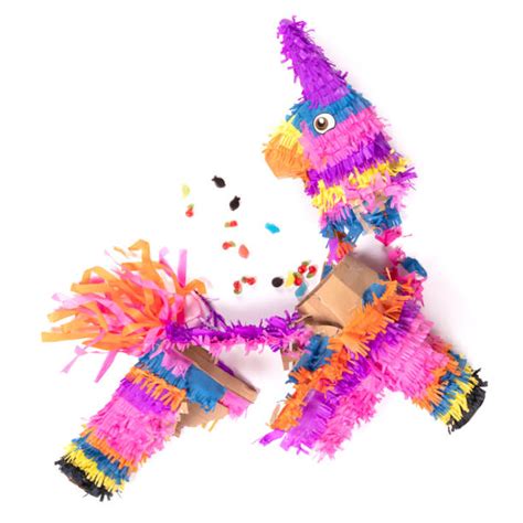2.600+ Fotos, Bilder und lizenzfreie Bilder zu Pinata Fotos - iStock